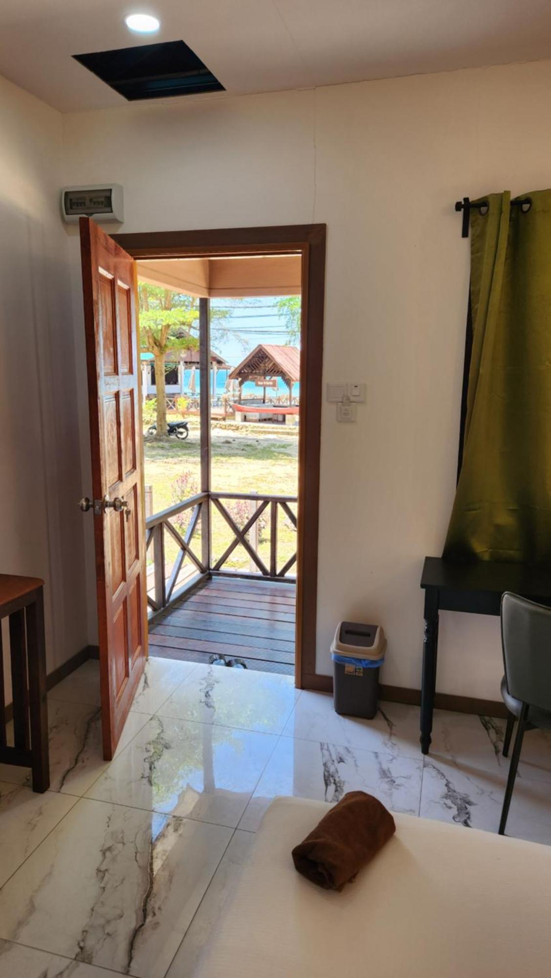 Отель Dumba Bay Tioman Kampung Genting Экстерьер фото
