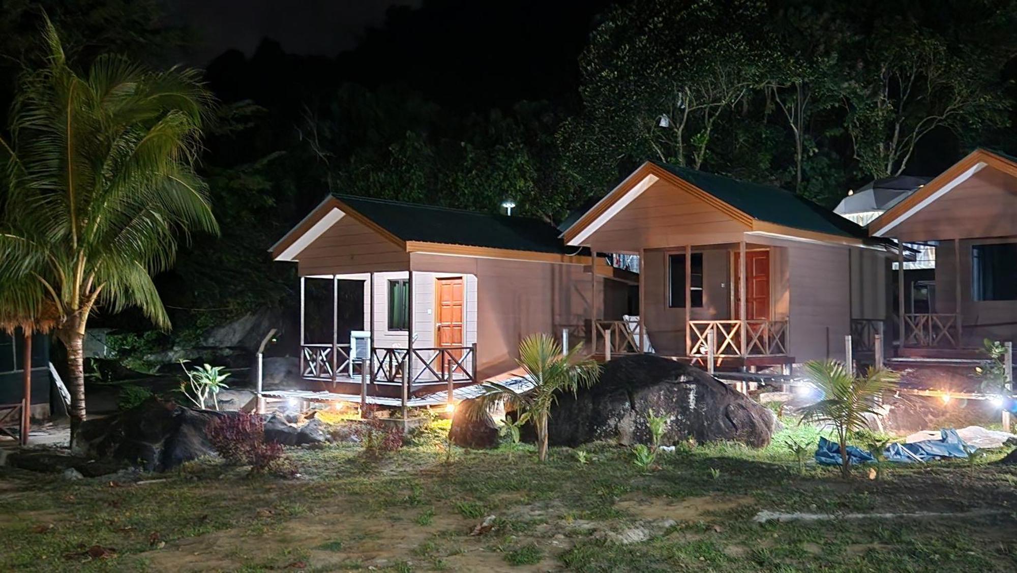 Отель Dumba Bay Tioman Kampung Genting Экстерьер фото